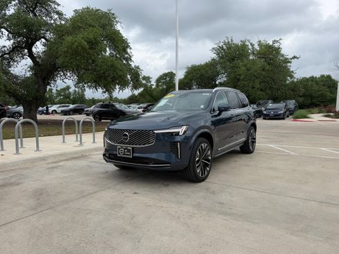 Used 2026 Volvo XC90 B6 Ultra w/ Protection Package AWD/4WD image 2