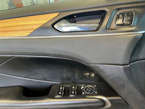 Used 2015 Lincoln MKC AWD w/ Equipment Group 101A Select image 16