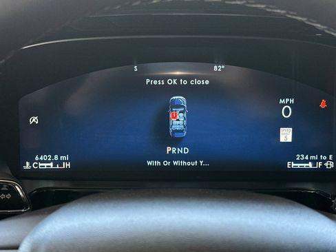 Certified 2025 Lincoln Corsair AWD w/ Equipment Group 101A image 24