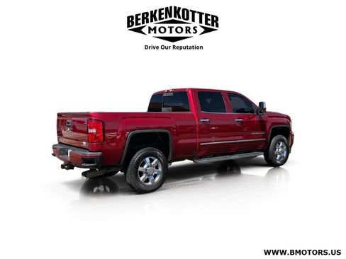 Used 2019 GMC Sierra 3500 Denali w/ Duramax Plus Package AWD/4WD image 3