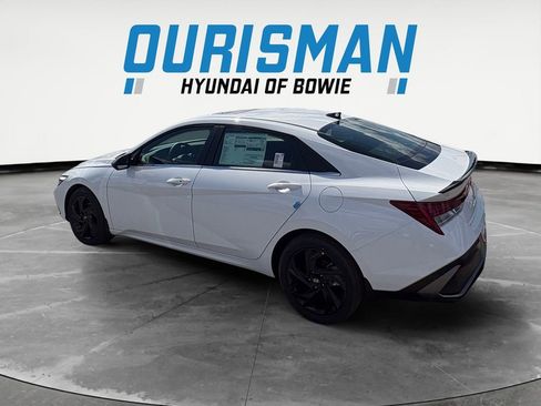 New 2026 Hyundai Elantra SEL Sport FWD image 4