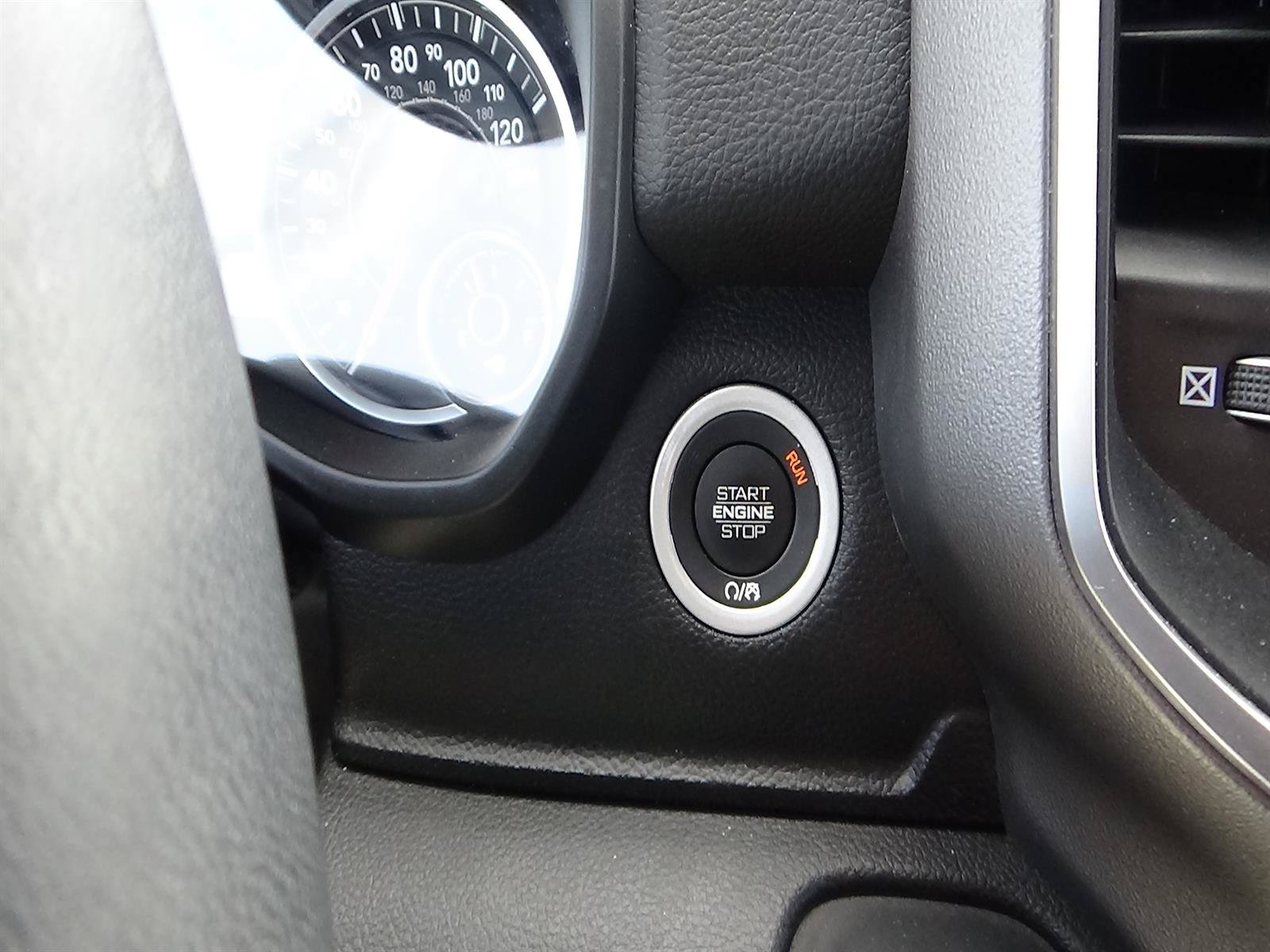 Used 2025 RAM 1500 Big Horn AWD/4WD image 30