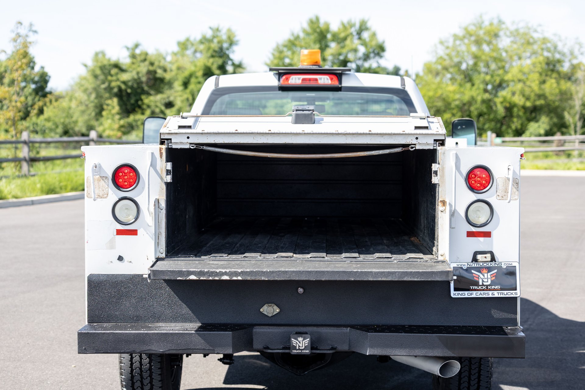 Used 2017 Chevrolet Silverado 3500 W/T RWD image 11