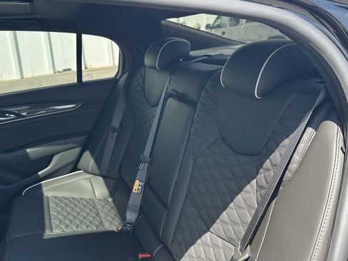 Used 2024 Cadillac CT5 V Blackwing w/ Driver Assist Package RWD image 32