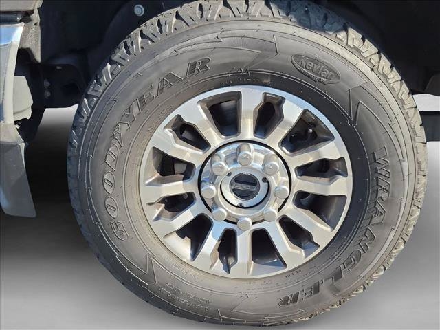 Used 2022 Ford F350 Lariat w/ Lariat Value Package AWD/4WD image 21
