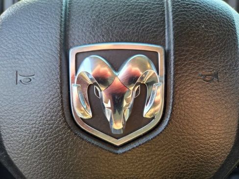 Used 2018 RAM 1500 Tradesman AWD/4WD image 37