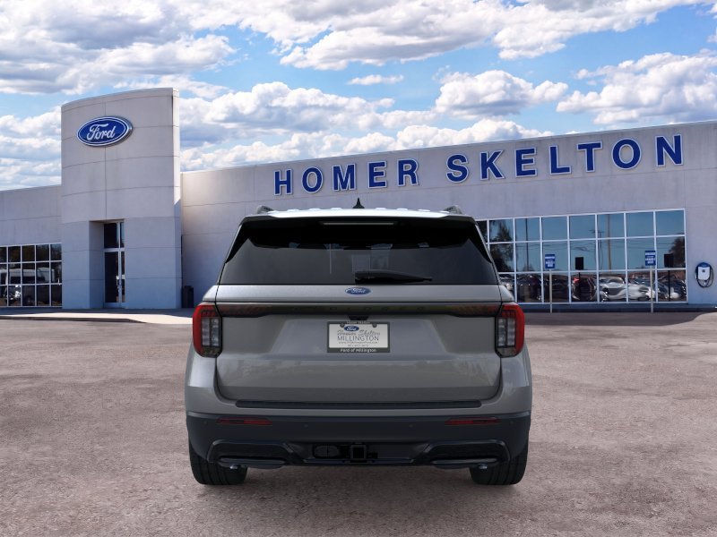 New 2026 Ford Explorer ST-Line w/ ST-Line Street Pack RWD image 5