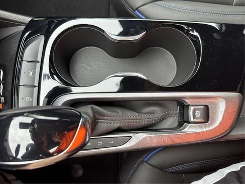New 2026 Buick Envista Sport Touring w/ Convenience I Package FWD image 23