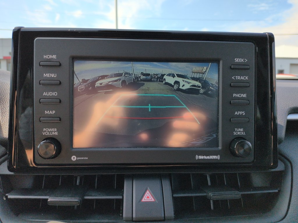 Used 2022 Toyota RAV4 LE FWD image 20