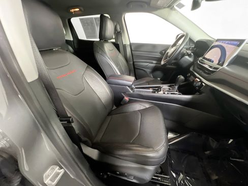 Used 2022 Jeep Compass Trailhawk w/ Trailhawk Elite Group image 27