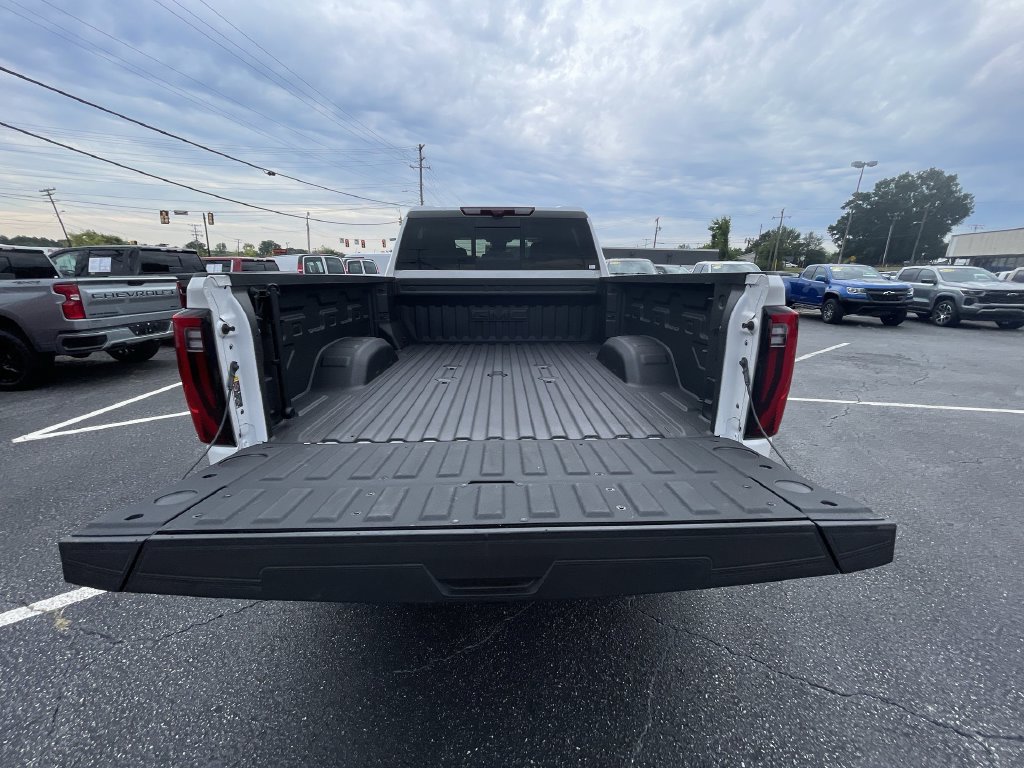 Certified 2025 GMC Sierra 2500 Denali w/ Denali Reserve Package AWD/4WD image 27