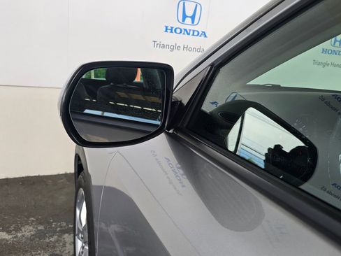 Used 2020 Honda HR-V LX image 27