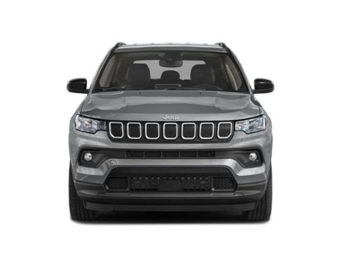 Certified 2022 Jeep Compass Latitude w/ Sun and Sound Group AWD/4WD image 4