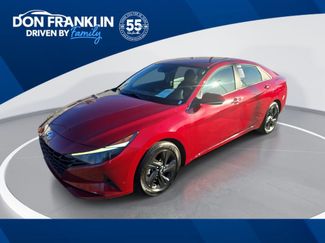 Used 2023 Hyundai Elantra SEL video 1