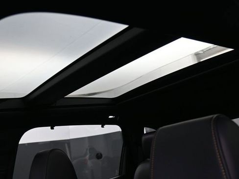 Certified 2025 MAZDA CX-70 3.3 Turbo S w/ Premium Package image 19