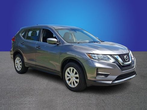 Used 2017 Nissan Rogue S AWD/4WD image 3