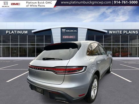 Used 2023 Porsche Macan image 5