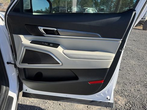 Used 2022 Kia Telluride S image 22