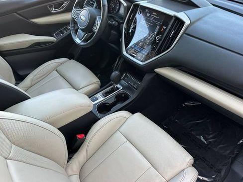 Used 2023 Subaru Ascent Limited w/ Technology Package AWD/4WD image 19