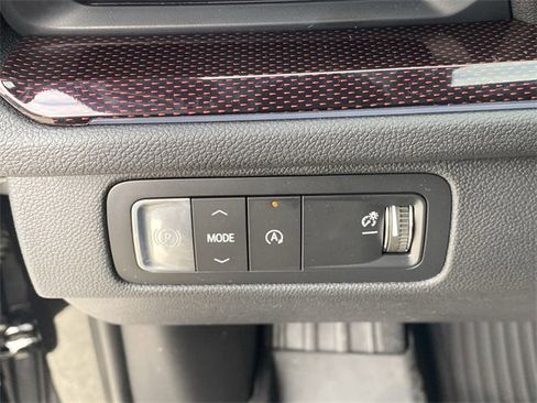 New 2026 Chevrolet Traverse RS w/ LPO, Floor Liner Package image 21