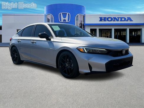 Used 2025 Honda Civic Sport image 9