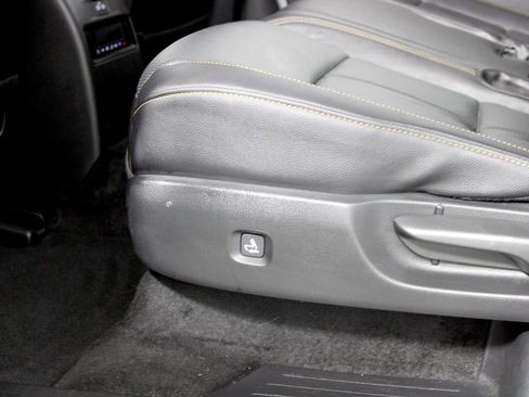 Used 2024 MAZDA CX-90 Plug-In Hybrid w/ Preferred image 32