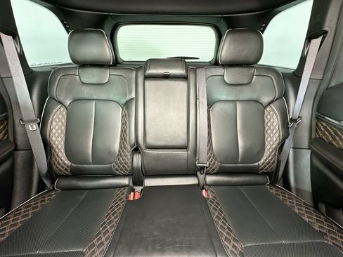 Used 2022 Jeep Grand Cherokee Summit AWD/4WD image 13