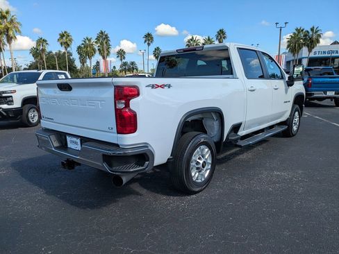 Used 2024 Chevrolet Silverado 2500 LT image 4