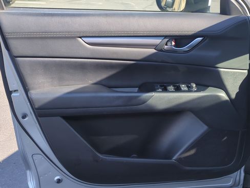 Used 2019 MAZDA CX-5 Touring FWD image 14