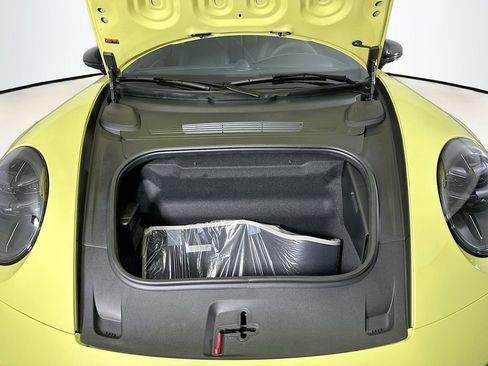 New 2026 Porsche 911 Carrera GTS image 32