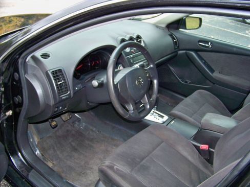 Used 2011 Nissan Altima 2.5 S image 14