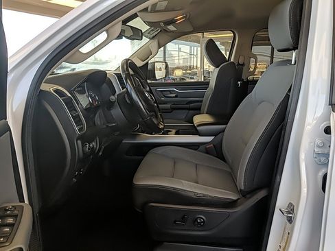 Used 2019 RAM 1500 Big Horn image 11