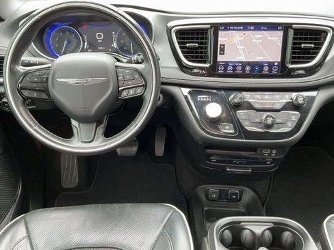 Used 2018 Chrysler Pacifica Limited w/ Advanced Safetytec Group image 12