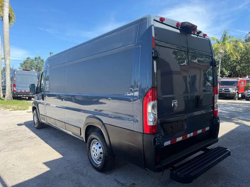 Used 2021 RAM ProMaster 3500 FWD image 3