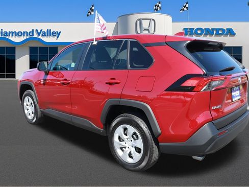 Used 2025 Toyota RAV4 LE AWD/4WD image 4