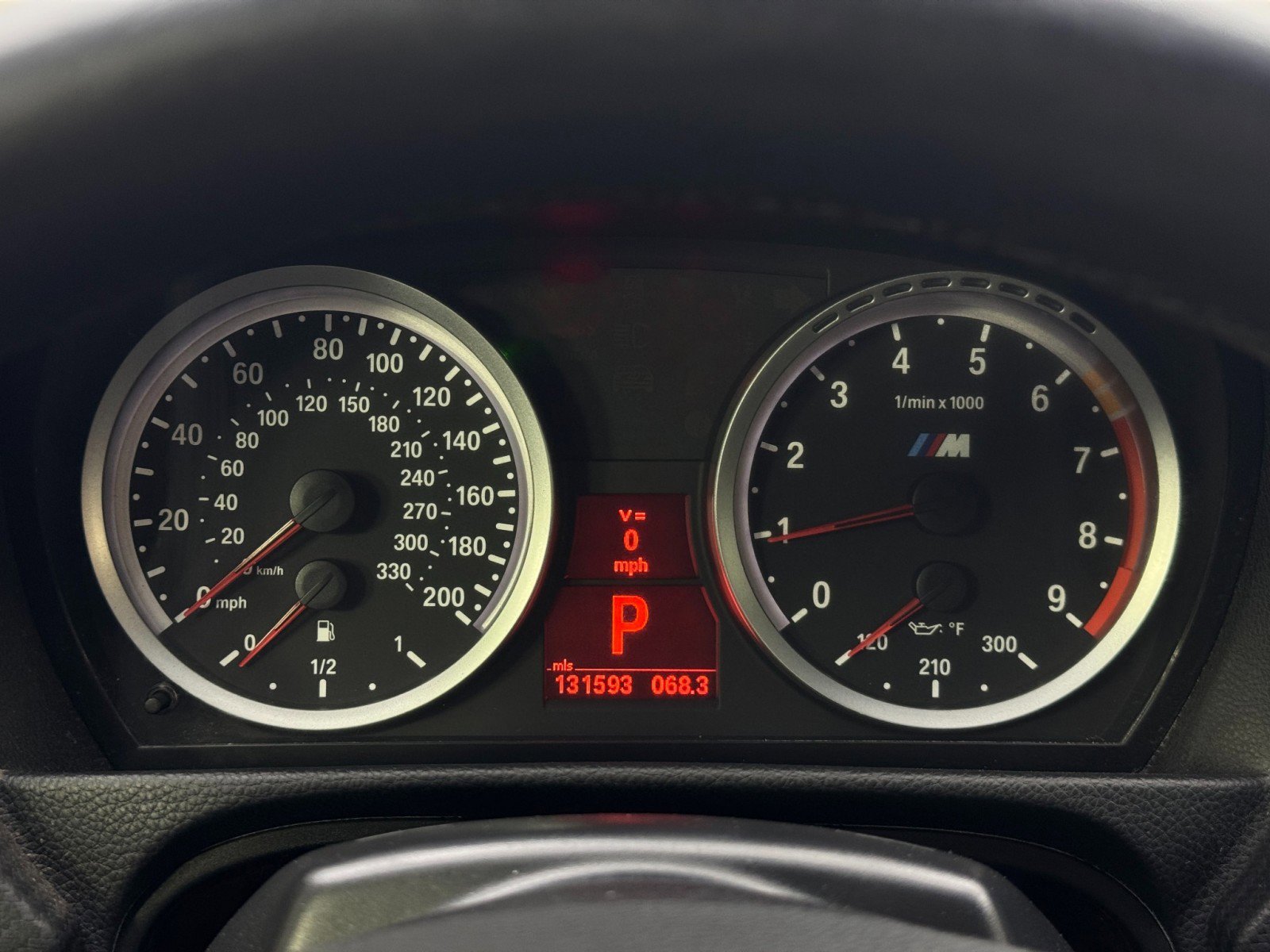 Used 2011 BMW M3 Convertible RWD image 17