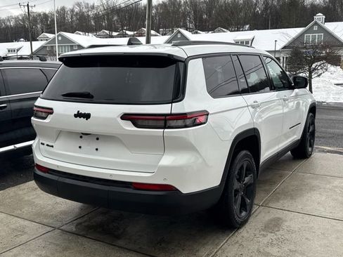 Used 2021 Jeep Grand Cherokee L Laredo image 6