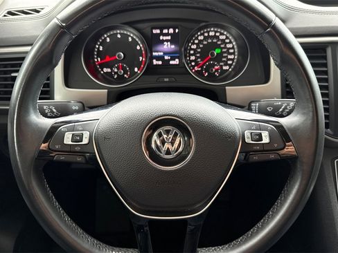 Used 2020 Volkswagen Atlas SE image 34