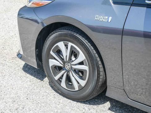 Used 2019 Toyota Prius Prime Plus w/ Carpet Mat Package image 10