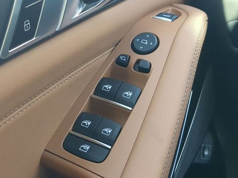 New 2026 BMW X5 xDrive50e w/ Executive Package image 25