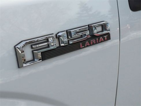 Used 2019 Ford F150 Lariat w/ Equipment Group 502A Luxury image 33