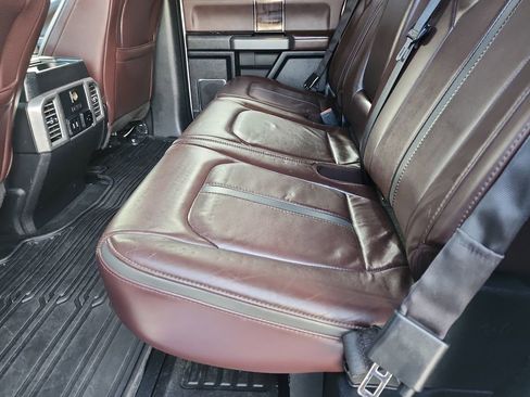 Used 2017 Ford F350 Platinum w/ Platinum Ultimate Package image 9