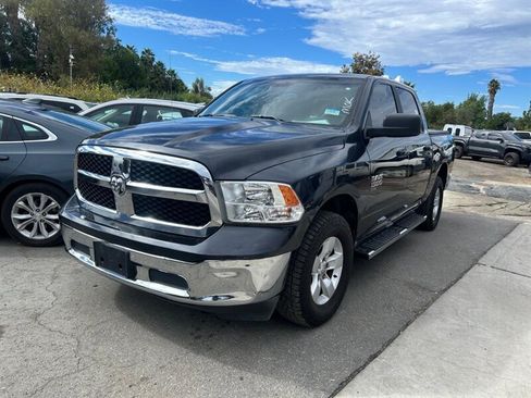 Used 2021 RAM 1500 Classic SLT AWD/4WD image 9