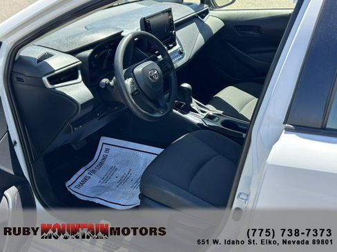 Used 2022 Toyota Corolla LE w/ Carpet Mat Package (TMS) FWD image 10