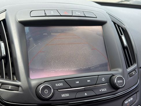 Used 2016 Buick Regal Premium FWD image 33