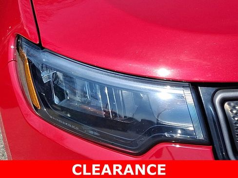 Used 2022 Jeep Compass Limited AWD/4WD image 8