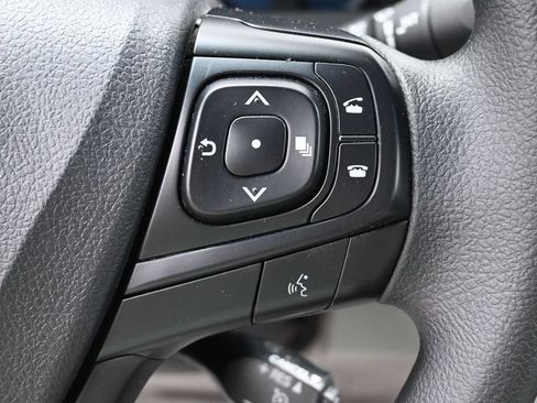 Used 2016 Toyota Camry LE FWD image 18