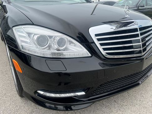 Used 2011 Mercedes-Benz S 550 4MATIC image 12