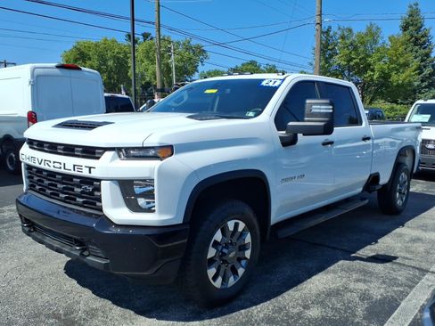 Used 2021 Chevrolet Silverado 2500 Custom w/ Custom Convenience Package AWD/4WD image 7
