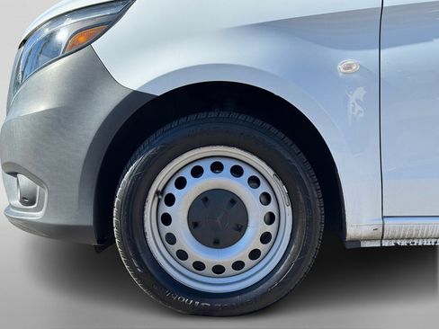 Used 2020 Mercedes-Benz Metris image 10